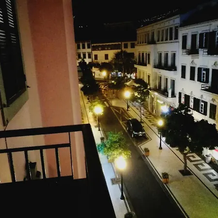 Rua Fernao De Ornelas * Funchal (Madeira)