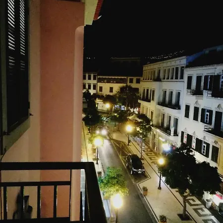 Rua Fernao De Ornelas * Funchal (Madeira)